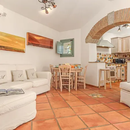 Villa Typha 10, Emma Arzachena