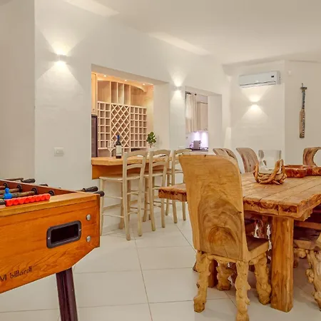 Villa Typha 10, Emma