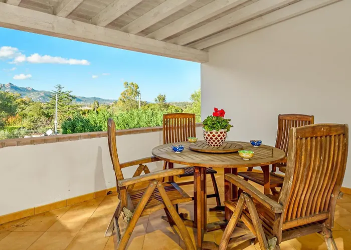 别墅 Typha 10, Emma 阿尔扎凯纳